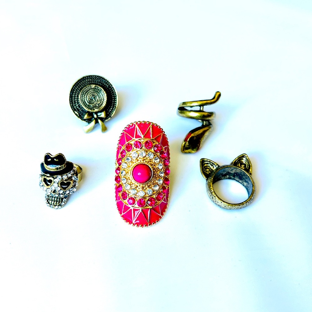 5 rings - Hat Ring, Snake Ring, Skull Ring, Cat Ears Ring &Pretty pink long ring